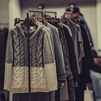 Купить одежду сток в интернет магазине