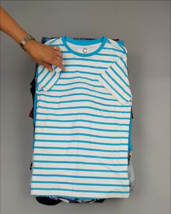 Фотография  492 - CUBUS детский микс лето (Children CUBUS mix)#15 кг, ЛОТ №2515 оптом в Екатеринбурге и Свердловской области