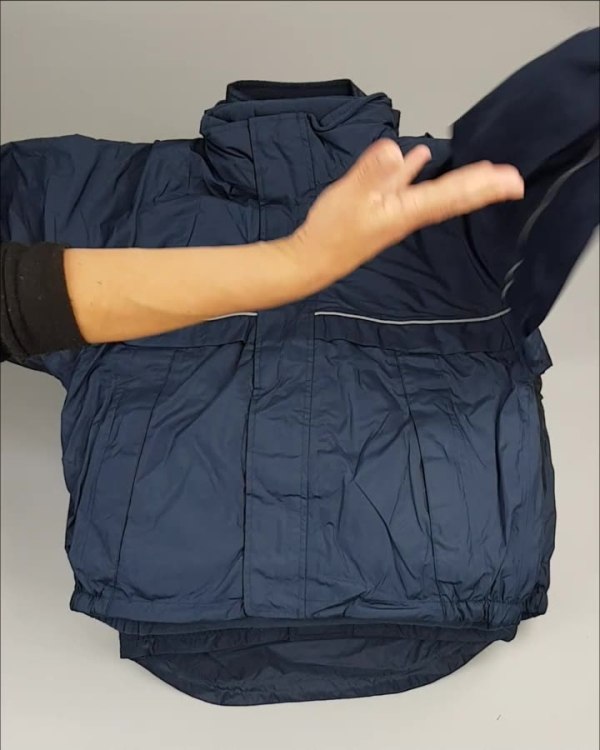 Фотография  450 - Куртки СПОРТ СТОК дети#10 кг , Лот№ 2642 оптом в Екатеринбурге и Свердловской области