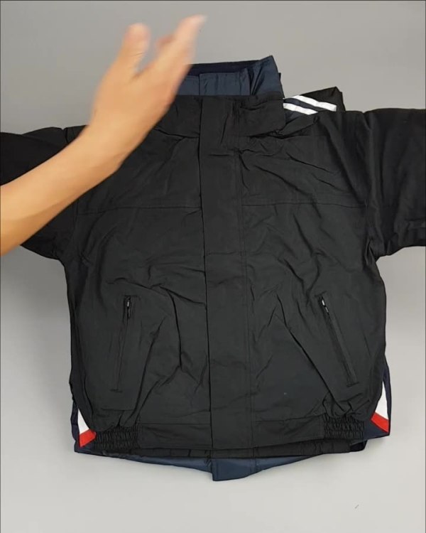 Фотография  856 - Куртки СПОРТ СТОК дети#10 кг , Лот№ 2643 оптом в Екатеринбурге и Свердловской области