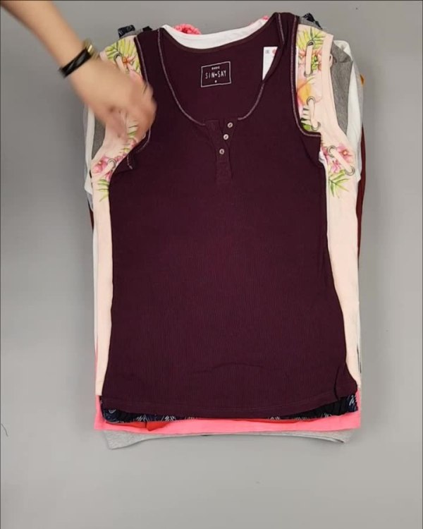 Фотография  968 - Женский летний микс LPP, 8,8 кг, ЛОТ №3776 оптом в Екатеринбурге и Свердловской области