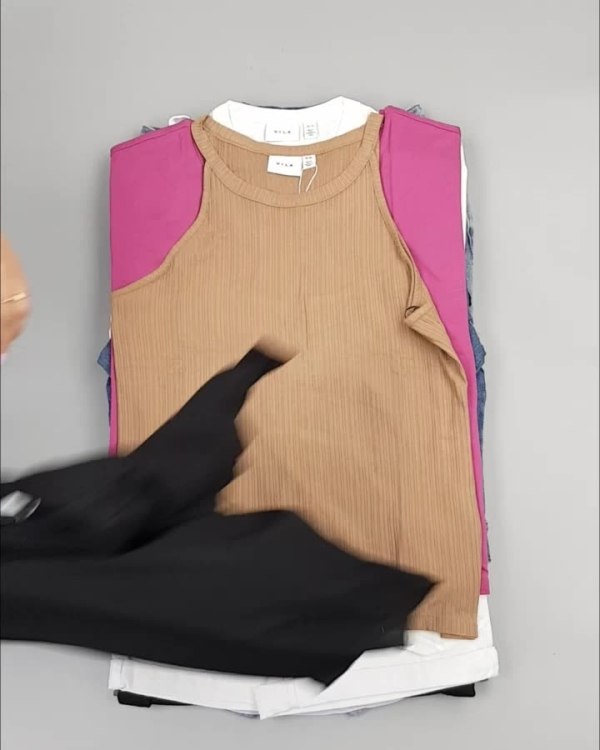 Фотография  497 - VILA Summer mix#15 кг, ЛОТ №4359 оптом в Екатеринбурге и Свердловской области