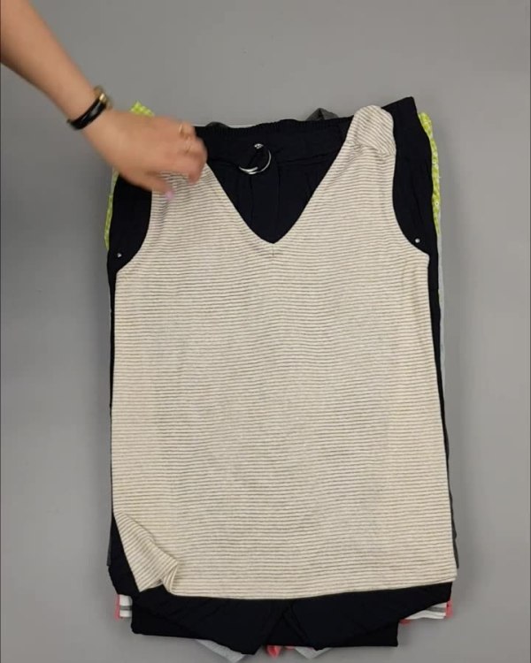 Фотография  997 - NEXT Summer Women mix#15 кг, ЛОТ №4436 оптом в Екатеринбурге и Свердловской области