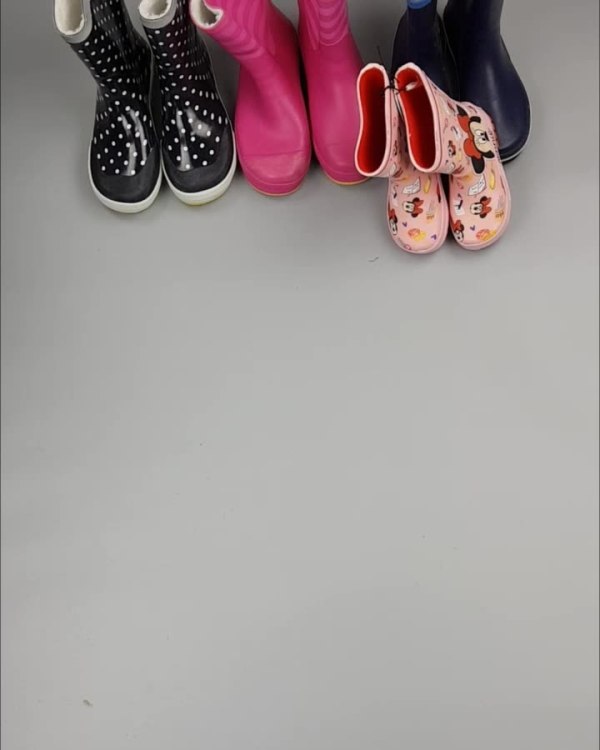 Фотография  301 - Обувь ALDI дети лето#10 кг, ЛОТ №4457 оптом в Екатеринбурге и Свердловской области