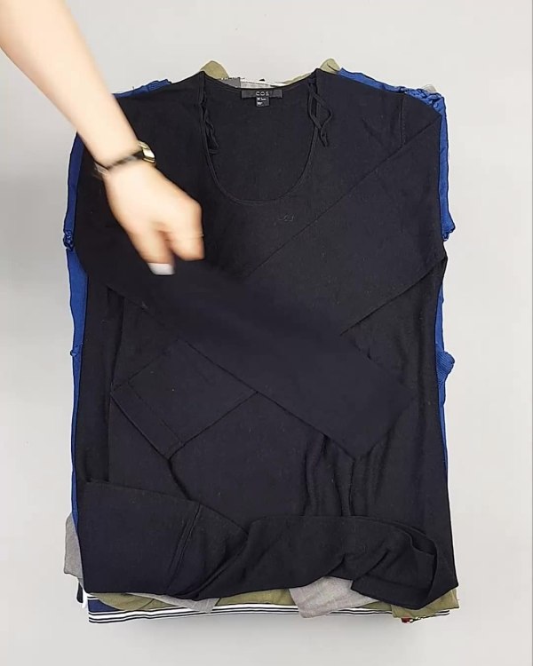 Фотография  422 - BRAND STOCK Winter#20 кг, ЛОТ №4792 оптом в Екатеринбурге и Свердловской области