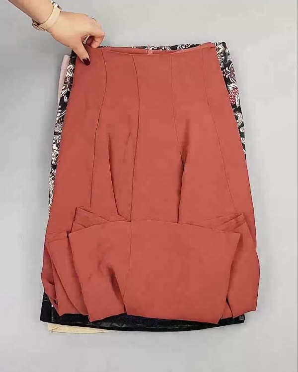 Фотография  114 - Юбки Корея#20 шт, ЛОТ №5062 оптом в Екатеринбурге и Свердловской области