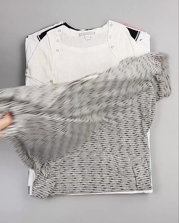 Фотография  586 - Футболки Корея#20 шт, ЛОТ №5068 оптом в Екатеринбурге и Свердловской области