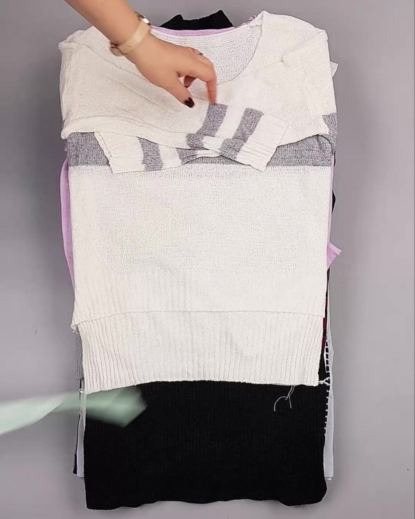 Фотография  797 - Джемпера легкие Корея#20 шт, ЛОТ №5083 оптом в Екатеринбурге и Свердловской области