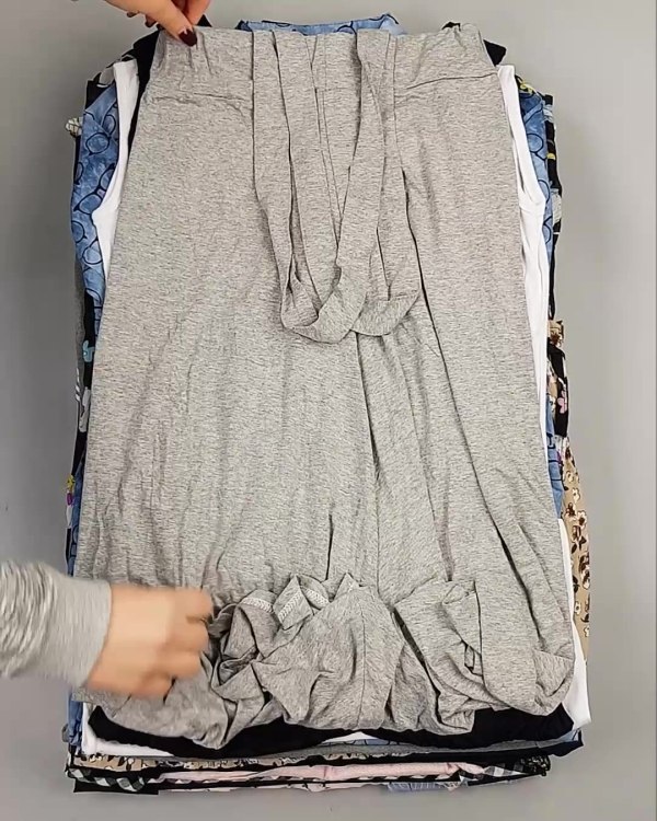 Фотография  381 - Платья Корея#20 шт, ЛОТ №5613 оптом в Екатеринбурге и Свердловской области