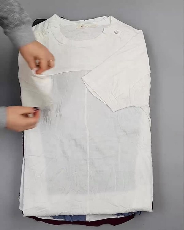 Фотография  680 - Блузки Корея#20 шт, ЛОТ №5621 оптом в Екатеринбурге и Свердловской области