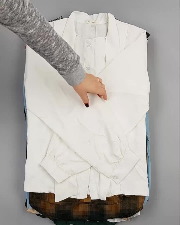 Фотография  411 - Блузки Корея#20 шт, ЛОТ №5622 оптом в Екатеринбурге и Свердловской области