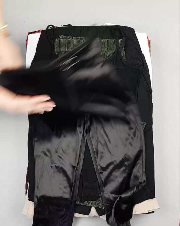 Фотография  554 - OVS Summer м/ж mix#15 кг, ЛОТ №5802 оптом в Екатеринбурге и Свердловской области