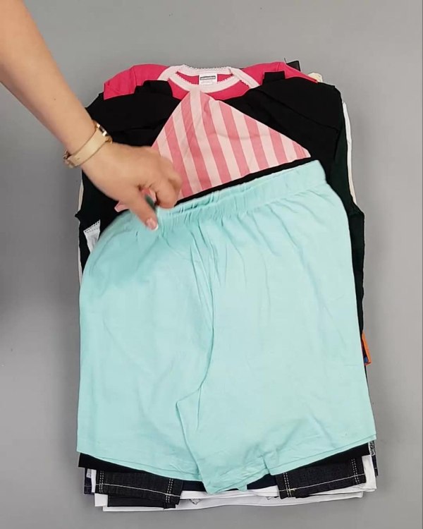 Фотография  334 - BRAND STOCK Kids Summer#10 кг, ЛОТ №5810 оптом в Екатеринбурге и Свердловской области