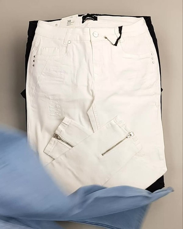 Фотография  777 - Джинсы DK Company 022024#10 кг, ЛОТ №5947 оптом в Екатеринбурге и Свердловской области