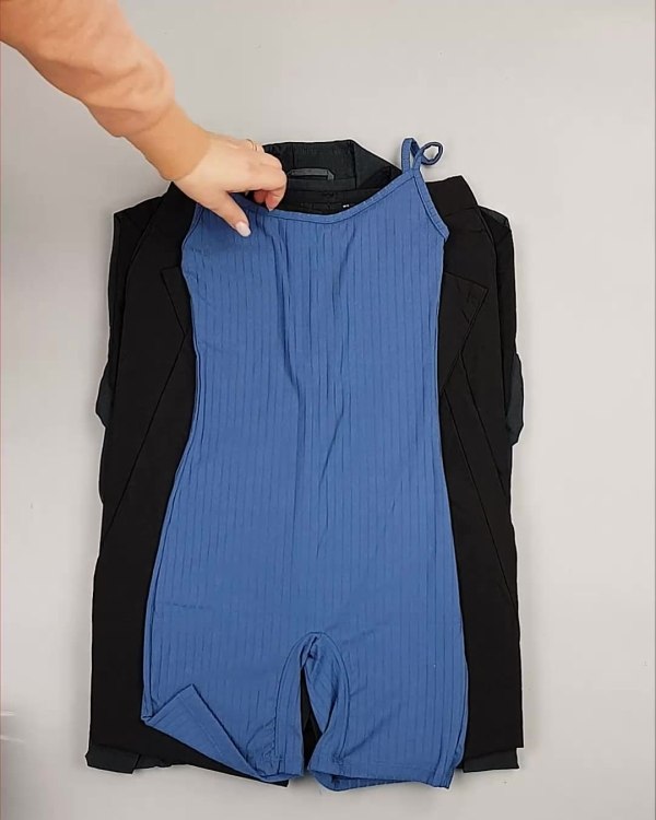 Фотография  553 - Англия СТОК лето#15 кг, ЛОТ №6004 оптом в Екатеринбурге и Свердловской области