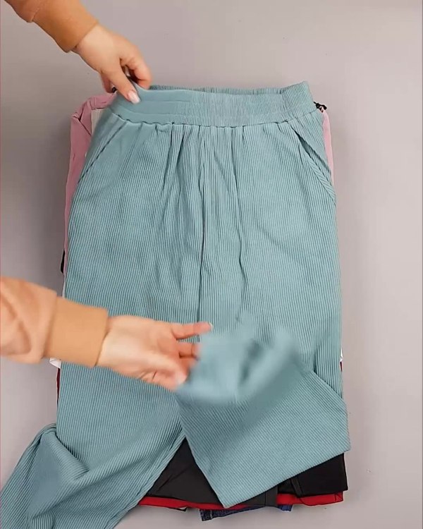 Фотография  907 - Англия СТОК лето#15 кг, ЛОТ №6004 оптом в Екатеринбурге и Свердловской области