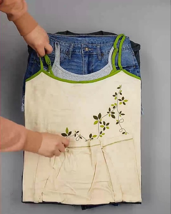 Фотография  848 - Англия СТОК лето#15 кг, ЛОТ №6004 оптом в Екатеринбурге и Свердловской области