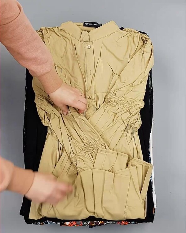 Фотография  274 - Англия СТОК лето#15 кг, ЛОТ №6004 оптом в Екатеринбурге и Свердловской области