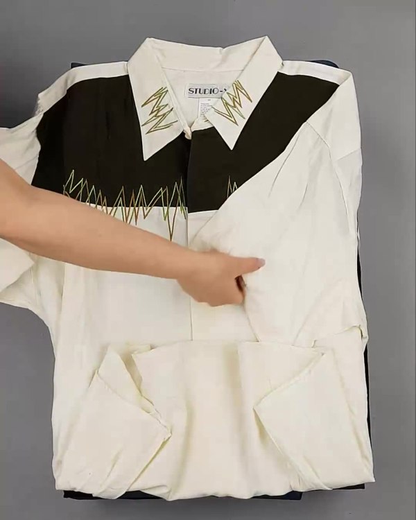 Фотография  997 - Англия СТОК лето#15 кг, ЛОТ №6005 оптом в Екатеринбурге и Свердловской области