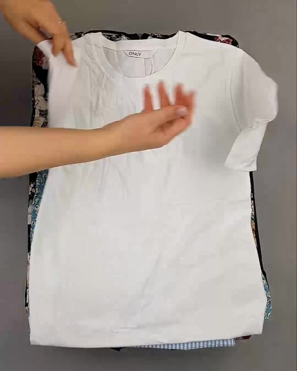 Фотография  684 - BESTSELLER WOMEN Summer mix#15 кг, ЛОТ №6017 оптом в Екатеринбурге и Свердловской области