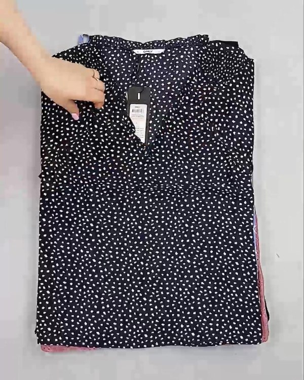 Фотография  842 - Блузки Bestseller 44#5 кг, ЛОТ №6084 оптом в Екатеринбурге и Свердловской области