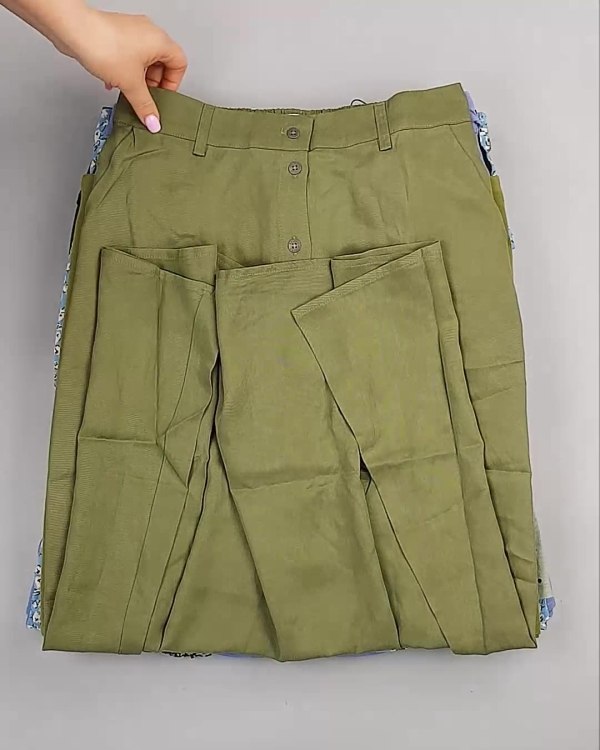 Фотография  187 - Юбки Bestseller 44#5 кг, ЛОТ №6119 оптом в Екатеринбурге и Свердловской области