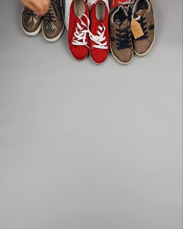 Фотография  332 - Обувь СТОК дети лето#15,7 кг, ЛОТ №6188 оптом в Екатеринбурге и Свердловской области