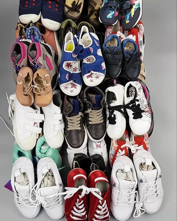 Фотография  114 - Обувь СТОК дети лето#15,4 кг, ЛОТ №6191 оптом в Екатеринбурге и Свердловской области