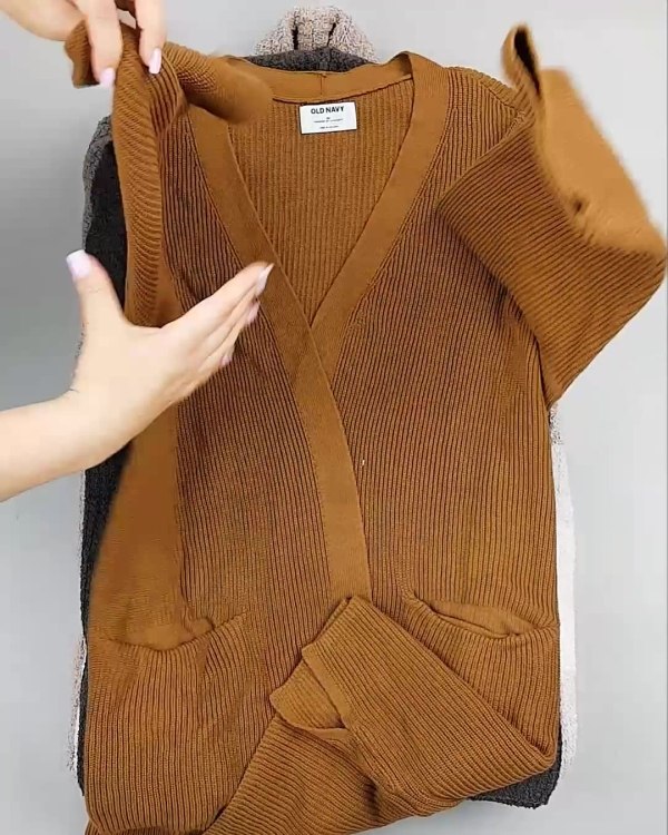 Фотография  934 - Кардиганы СТОК CAN#10 кг, ЛОТ №6474 оптом в Екатеринбурге и Свердловской области