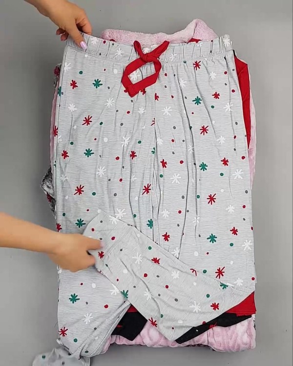 Фотография  398 - Домашняя одежда CAN#10 кг, ЛОТ №6482 оптом в Екатеринбурге и Свердловской области