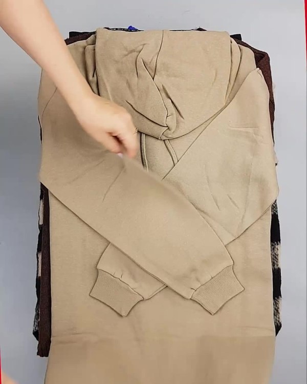 Фотография  381 - PIECES+NOISY MAY mix 074#15 кг, ЛОТ №6559 оптом в Екатеринбурге и Свердловской области