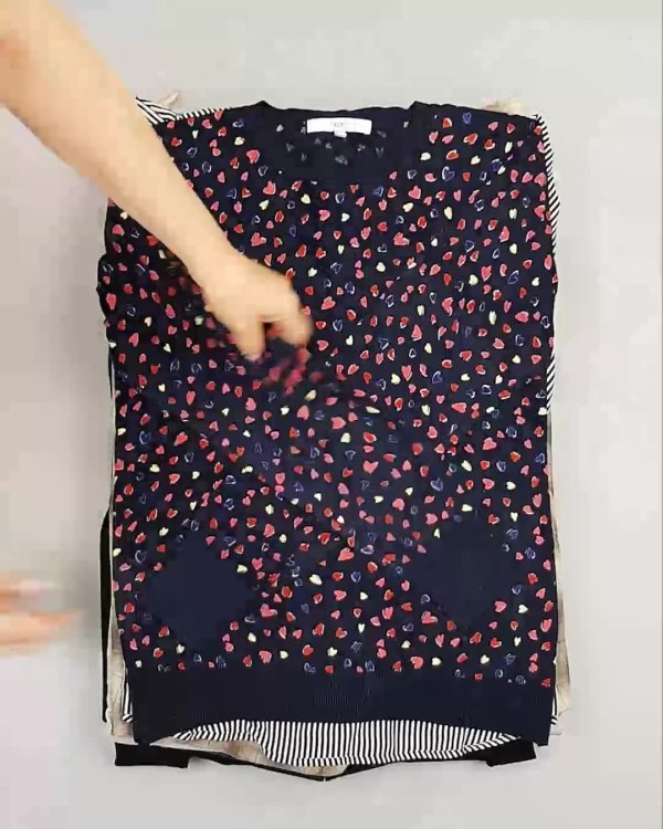 Фотография  801 - NEXT Winter Women mix#15 кг, ЛОТ №6598 оптом в Екатеринбурге и Свердловской области