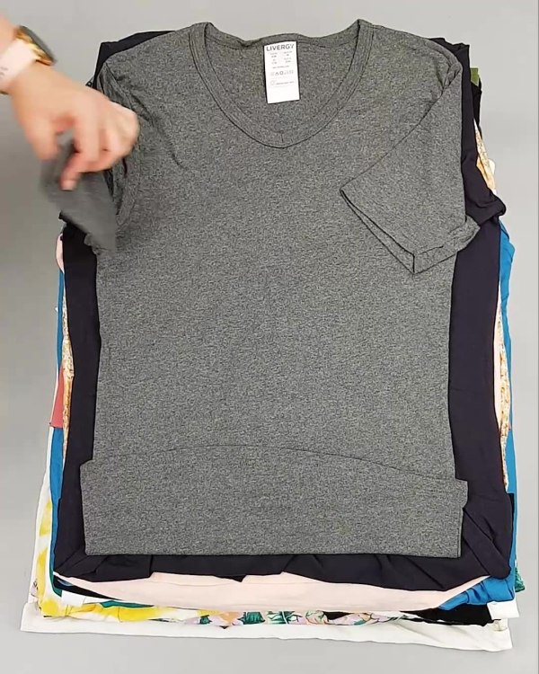 Фотография  741 - LIDL Summer mix 074#15 кг, ЛОТ №6700 оптом в Екатеринбурге и Свердловской области