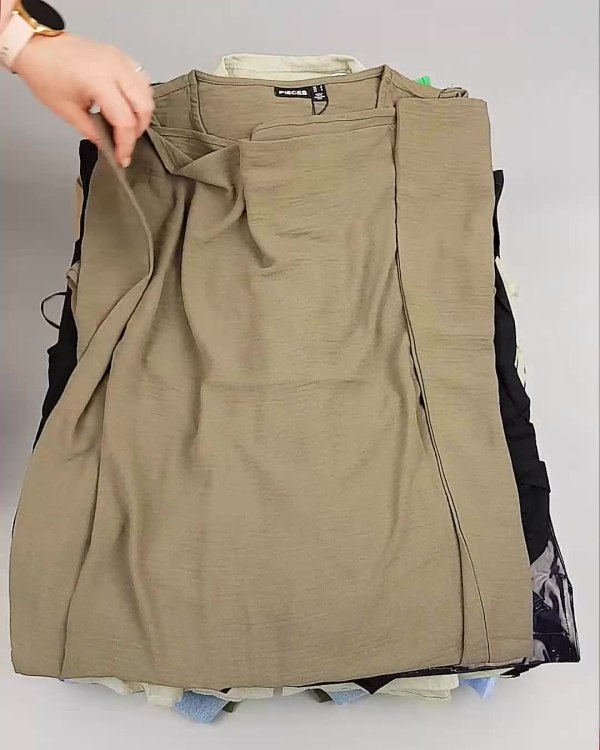 Фотография  385 - ДАНИЯ Summer mix 24#15 кг, ЛОТ №6732 оптом в Екатеринбурге и Свердловской области