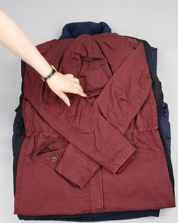 Фотография  946 - Куртки#25 кг оптом в Екатеринбурге и Свердловской области