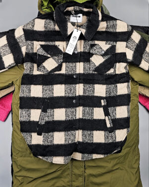 Купить Верхняя одежда BESTSELLER Дания#12 кг, ЛОТ №5189 оптом в Екатеринбурге и Свердловской области