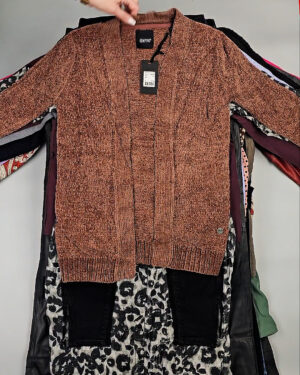 Фотография  904 - ДАНИЯ Winter mix 24#15 кг, ЛОТ СТ-10086 оптом в Екатеринбурге и Свердловской области