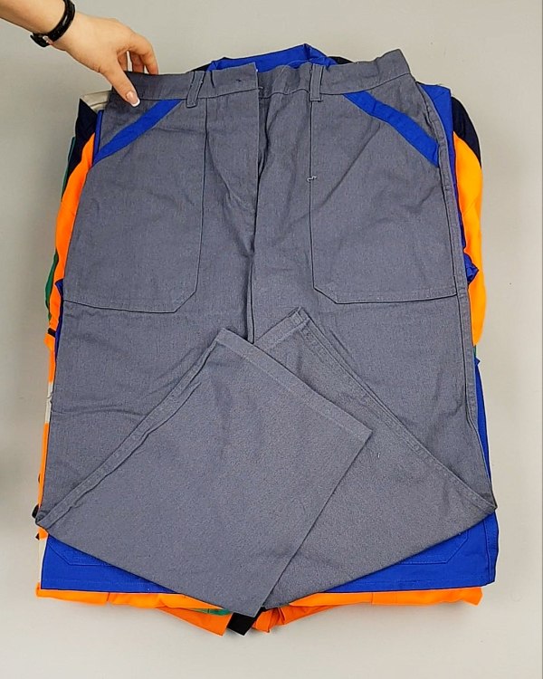 Фотография  558 - Рабочая одежда#25 кг оптом в Екатеринбурге и Свердловской области