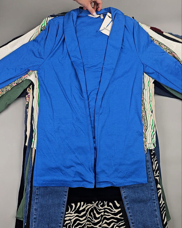 Фотография  270 - ДАНИЯ Winter mix 24#15 кг, ЛОТ СТ-10087 оптом в Екатеринбурге и Свердловской области