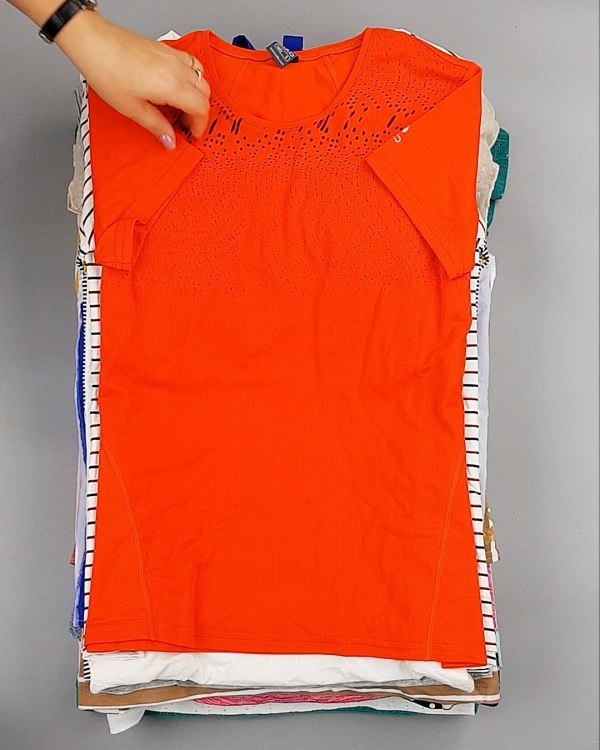 Фотография  813 - Cream Футболки поло женские#25 кг оптом в Екатеринбурге и Свердловской области