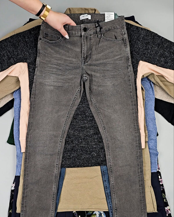 Фотография  654 - DK+Bestseller Winter mix 064#15 кг, ЛОТ СТ-10092 оптом в Екатеринбурге и Свердловской области