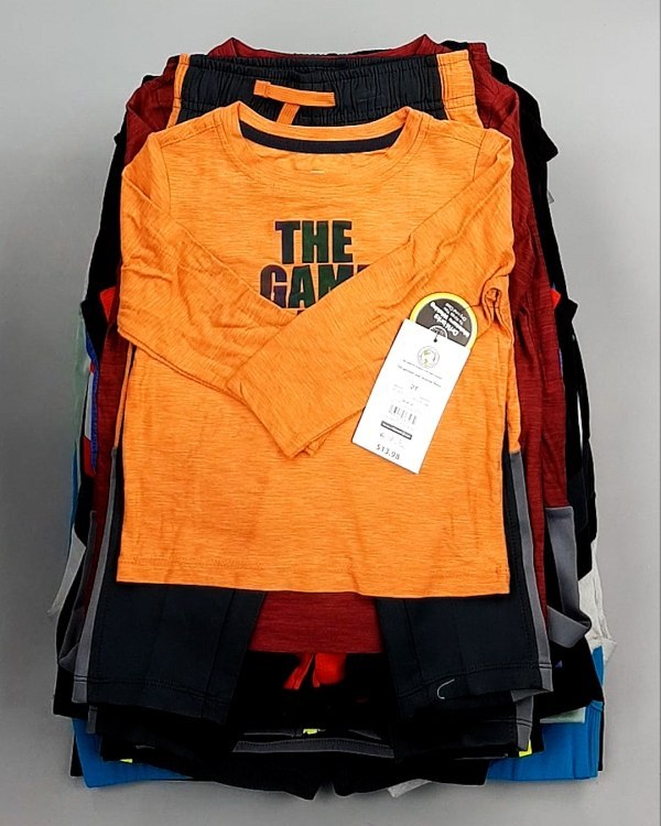 Фотография  197 - Спортивные костюмы дети CAN#6 кг оптом в Екатеринбурге и Свердловской области