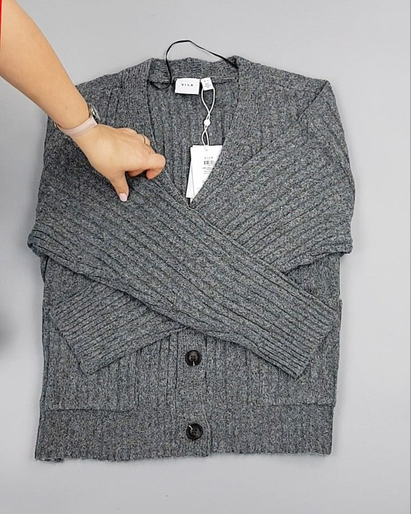 Фотография  977 - Кардиганы VILA W 104#7 кг, ЛОТ №7155 оптом в Екатеринбурге и Свердловской области