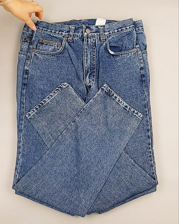 Фотография  293 - Джинсы CALVIN KLEIN муж #7,6 кг, ЛОТ №7020 оптом в Екатеринбурге и Свердловской области