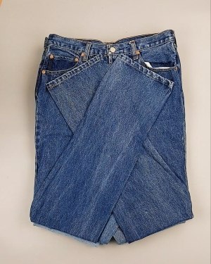 Фотография  377 - Джинсы LEVIS муж #7,6 кг, ЛОТ №7015 оптом в Екатеринбурге и Свердловской области