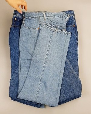 Фотография  833 - Джинсы LEVIS муж #7,7 кг, ЛОТ №7017 оптом в Екатеринбурге и Свердловской области