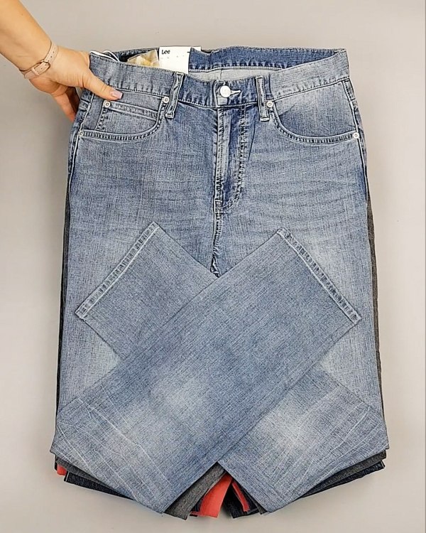 Фотография  599 - Джинсы LEE м/ж#7,9 кг, ЛОТ №7032 оптом в Екатеринбурге и Свердловской области