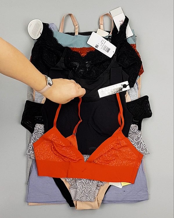 Фотография  945 - Нижнее белье TRIUMPH 104#33 шт, ЛОТ №7134 оптом в Екатеринбурге и Свердловской области