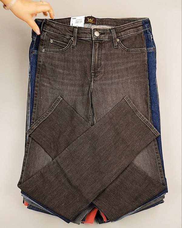 Фотография  797 - Джинсы LEE м/ж#7,9 кг, ЛОТ №7032 оптом в Екатеринбурге и Свердловской области