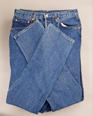 Фотография  994 - Джинсы LEVIS муж #7,7 кг, ЛОТ №7017 оптом в Екатеринбурге и Свердловской области